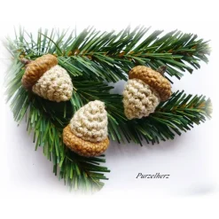 Best 3 gehäkelte Eicheln zur Tisch- oder Streudekoration - Giveaway -  beige, gold Weihnachtsdeko