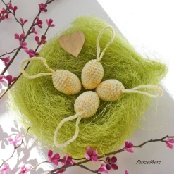 4 umhäkelte Ostereier zum Aufhängen oder Tischdeko - Gastgeschenk,Ostern,Muttertag,Dekoeier,festlich,modern Ostereier