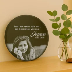 Outlet 20 x 20 cm runde Schiefertafel mit Gravur & Foto – personalisierter Gedenkstein, wetterfest als Grabschmuck Gedenksteine
