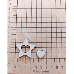 New Advent Weihnachtssterne mit Herz 32tlg Tischdekoration Tischstreu Streu zum Basteln gestalten Streudeko DIY Bastelzubehör