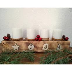 New Adventsbalken aus Holz mit weißen Kerzen und Glaskugeln/ Adventsgesteck / Adventsdeko Adventskränze