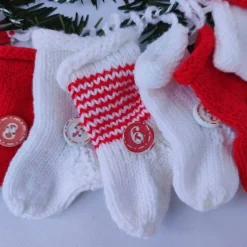 Online Adventskalender - 24 gestrickte Söckchen Adventskalender