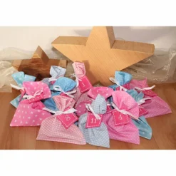 Adventskalender|Monemy Adventskalender / Säckchen zum befüllen / Stoffsäckchen mit Zahlen rosa hellblau