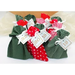 Adventskalender / Säckchen zum Befüllen / Stoffsäckchen mit Zahlen dunkelgrün rot Adventskalender