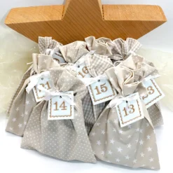 Adventskalender|Monemy Adventskalender / Säckchen zum befüllen / Stoffsäckchen mit Zahlen beige creme weiß