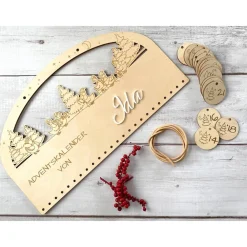 Outlet Adventskalender Holz 38×21 cm – Winterlandschaft mit Gänsen, Acryl-Name, Set-Auswahl, Birke 4 mm Adventskalender
