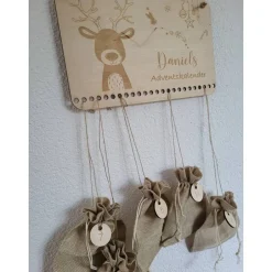 Best Adventskalender personalisiert mit Name klein,Rehntier, Weihnachten, Adventskalender aus Holz/Laser, Advent,Jutesäckchen Adventskalender