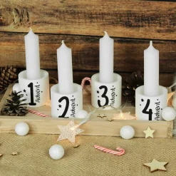Online Adventskranz mit Kerzenhaltern auf Holztablett | Minimalistische Weihnachtsdeko mit 4 Kerzen Adventskränze