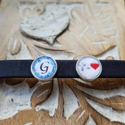 Sale Armband aus 10mm breiten schwarzen Kork mit Buchstaben blauer Kranz und Kreuz gleich Liebe Slidern. Schmuck