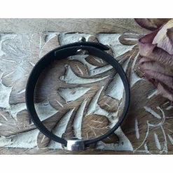 Sale Armband aus 10mm breiten schwarzen Kork mit Buchstaben blauer Kranz und Kreuz gleich Liebe Slidern. Schmuck