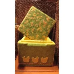 Online Aufwändig gestaltete österliche Geschenkbox " Huhn und Hase " Geschenkverpackungen