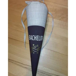 Discount Bachelor, Abschlusstüte, Glückwunschtüte - Braun gestrichelt personalisierbar mit Namen Geschenke
