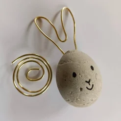 Clearance Beton-Ei als Oster-Hase...  ...und nun zum Osterhasen Ostereier
