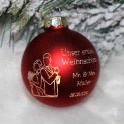 Hot Brautpaar Unser erstes Weihnachten - Personalisierte Weihnachtskugel mit Lasergravur Baumschmuck Personalisierbar