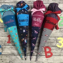 Bunte Schultüte nach Wunsch Mit Name und kleinen Details Kinder Schultüten