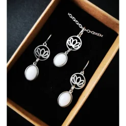 Clearance Charivari aus Edelstahl, Dirnd- Schmuck,Trachten, Jade weiss Trachtenschmuck