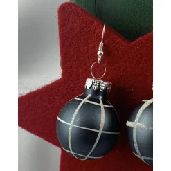 Weihnachtsaccessoires|TinkyStar 3cm grau-blau matte Weihnachtskugel-Ohrringe, kariert * Weihnachtsohrringe * Christbaumkugelohrringe