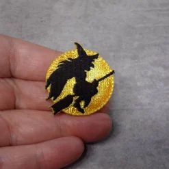 Hot Coole Hexenpatch – Runder, irisierender Aufnäher zum Aufbügeln, Applikation Ø 3,4 cm Accessoires