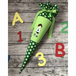 Discount coole Schultüte Fußball in grün Fußball-Junge Kinder Schultüten