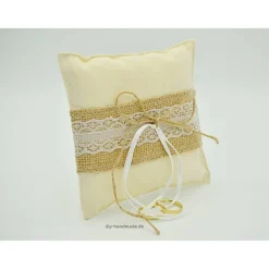 Clearance Cremefarbenes Ringkissen Hochzeit rustikal Jute Spitze 13x13cm Unikat handgemacht Ringkissen