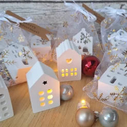 Sale Deko Häuschen mit Ballonlicht im Organzasäckchen ~ Lichthäuser ~ Weihnachten ~ Lichthaus Kerzen & Beleuchtung