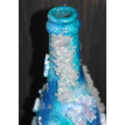 Weihnachtsdeko|Susanne Hiebl...die etwas andere Art! Dekoflasche GLITZERNDE KRISTALLE Upcycling bemalte Glasflasche Geschenk Winterdeko Wohndeko