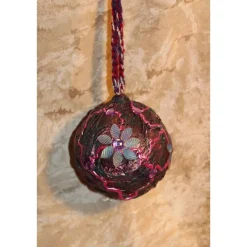 Kunst|Susanne Hiebl...die etwas andere Art! Dekokugel SCHILLERNDE BLÜTEN Acrylmalerei Collage auf Kunststoffkugel Hängedeko Kugeldeko Wohndeko Muttertagsgeschenk