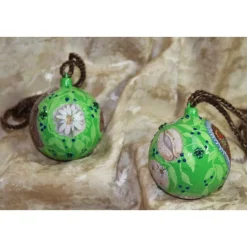 Accessoires|Susanne Hiebl...die etwas andere Art! Dekokugeln 2er Set WIESNGAUDI Acrylmalerei auf Kunststoffkugel Serviettentechnik Hängedeko Kugeln Oktoberfestdeko