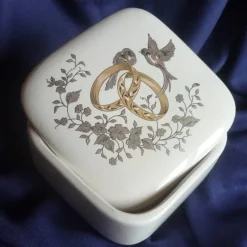 Hot Dose für Hochzeitserinnerungen echt Gold mit Tauben,Braut,Hochzeit,Brautschmuck,Brautkleid,Ringe,Eheringe, Hochzeitsdeko