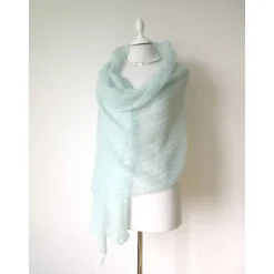Brautstolen & -Boleros|Nica Weingartner Duftiger Brautschal aus Mohair in Aquamarinblau, Hochzeitsstola gestrickt, weiches Umschlagtuch