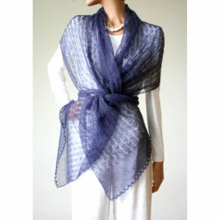 Clearance Dunkelblauer zarter Schal aus Kid-Mohair, leichtes Tuch für Trachtenhochzeit, gestrickte Stola marineblau, Geschenk Frau Brautstolen & -Boleros