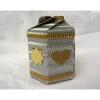 Clearance Edle Geschenkbox aus silber- und goldfarbener 3D-Wellpappe Weihnachtsdeko