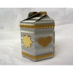 Clearance Edle Geschenkbox aus silber- und goldfarbener 3D-Wellpappe Weihnachtsdeko