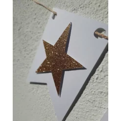 Dekoration|TiJaPapierDeko Edle Girlande zur Konfirmation, auf Wunsch personalisiert. Gold und Weiß.