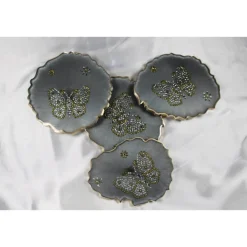 Tischdekoration|CM Resin Design 4er Set Coaster Untersetzer mit Schmetterlingen aus Resin - silber grau - Goldrand - Tischdekoration