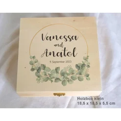 Best Erinnerungsbox aus Holz Hochzeit Design Eukalyptus unten Geschenke