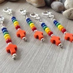 Best 5er-Set farbenfrohe Gastgeschenke mit Howlithkreuz – Mitbringsel & Mitgebsel Charms Gastgeschenke