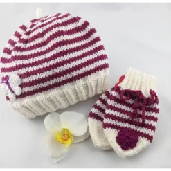 Best Erstlingsset  Baby Mütze und Handschuhe  weiss/beerefarben gestreift Geschenke