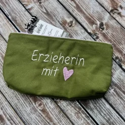 Outlet Erzieherin mit Herz Federmäppchen grün als Abschiedsgeschenk Kinder Federmäppchen