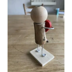 Figur mit Herz, Geschenk für liebe Freunde, kleines Mitbringsel, Holzfiguren Geschenke