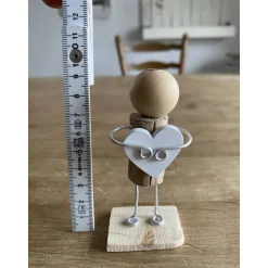 Geschenke|Schlüter Home Design Figur mit Herz, Geschenk für liebe Freunde, kleines Mitbringsel, Holzfiguren