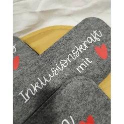 Sale Filz Mäppchen personalisiert – Geschenk für Inklusion, Erzieher & Schule Kinder Federmäppchen