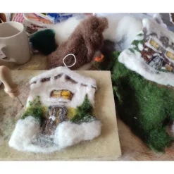 Best Filzhaus,  Weihnachtsdeko, handgefilzt Weihnachtsdeko
