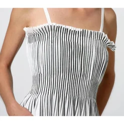 Best FRAUEN KLEID mit FALTEN Unikat lang weiß mit schwarzem Siebdruck Hochzeitskleider