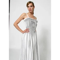 Best FRAUEN KLEID mit FALTEN Unikat lang weiß mit schwarzem Siebdruck Hochzeitskleider