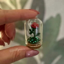 Clearance Gehäkelte Rose in einer Glaskuppel (microcrochet) Valentinstagsgeschenke