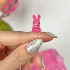 Sale Gehäkelter bunter Mini Osterhase (microcrochet) Osterhasen