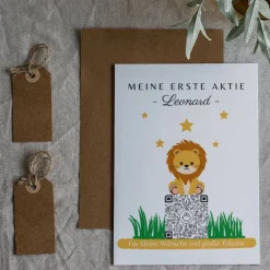 Clearance Geldgeschenk | Meine Erste Aktie | Personalisierte Aktie ETF Kryptowährung QrCode Geschenkkarte | Motiv Löwe Geldgeschenke