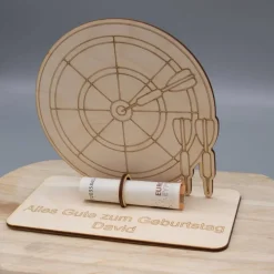 Geldgeschenk Dart - aus Holz personalisiert Geldgeschenke