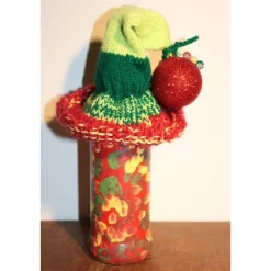 Weihnachtsdeko|Susanne Hiebl...die etwas andere Art! Geldgeschenk Dekofigur LEBKUCHENWICHTEL Weihnachtswichtel witzige Upcyclingfigur aus Weinflasche, gestrickte Accessoires